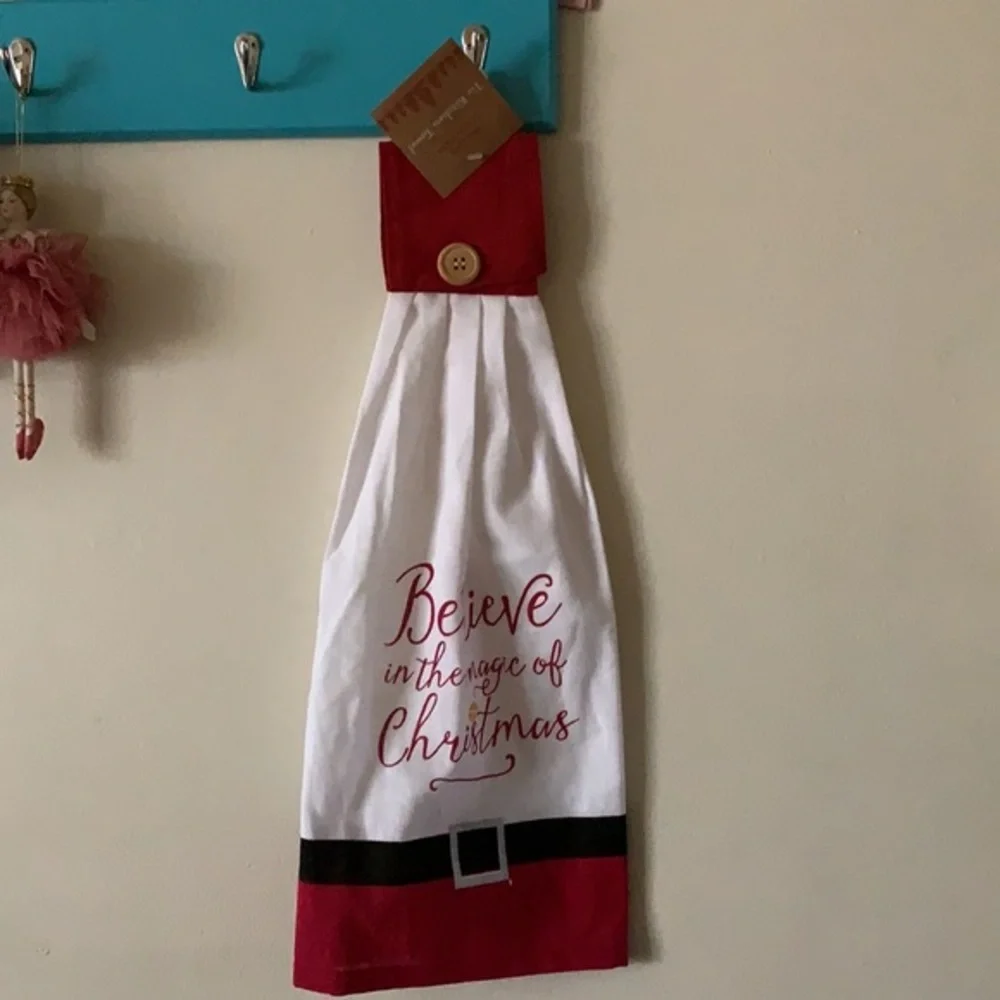 Holiday Collection The Kitchen Towel “Believe in the Magic” Print” New with tags